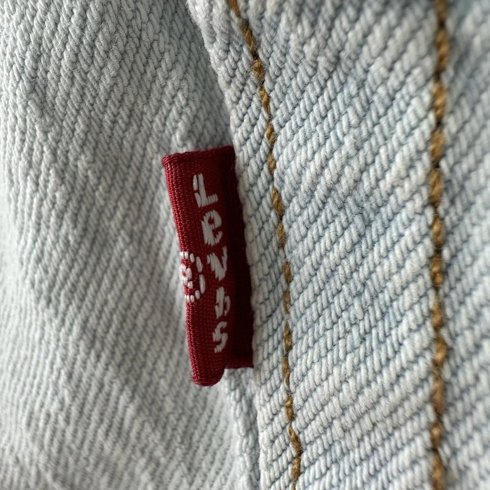 Levi's Women's 501 High Rise Two Tone Denim Jean Shorts Size 30 Button Fly Blue - Picture 5 of 12